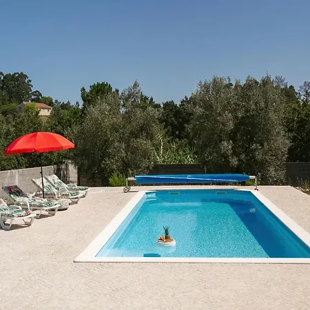 Casa Da Poesia Domek alpejski Pedreiras (Leiria)