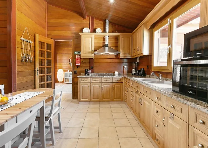 Casa Da Poesia Pedreiras (Leiria)