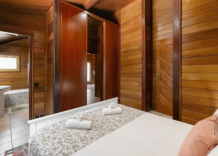 Casa Da Poesia Chalé