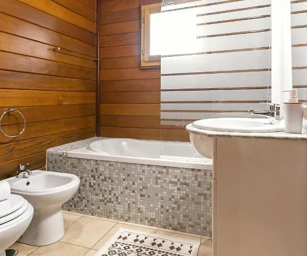 Chalé Casa Da Poesia *